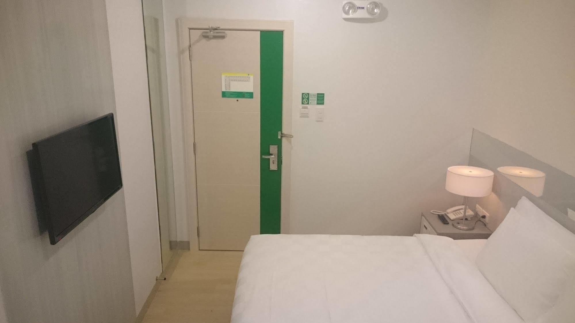 Go Hotels Butuan Butuan City Exteriör bild
